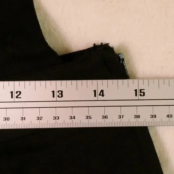 Hot Topic Black Embroidered Ghost Pinafore Romper Size M Pumpkins Whimsygoth - Picture 6 of 8